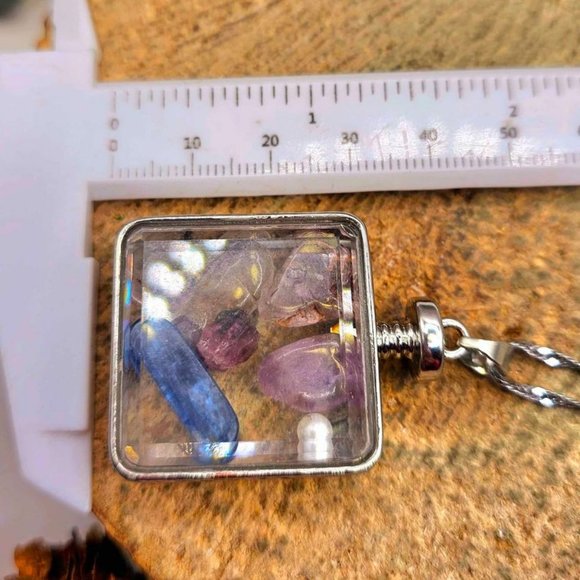 Nature Super Seven Mixed Floating Crystals Square Pendant Necklace - Picture 10 of 10